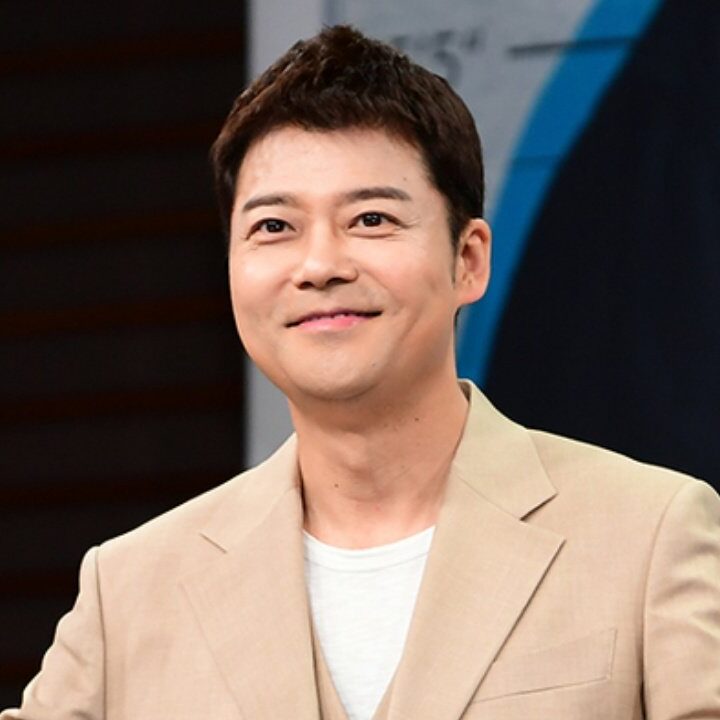 Jeon Hyun-moo Ungkap Pengalaman Hubungan Penuh Kontrol: “Aku Sampai Memutus Pertemanan”