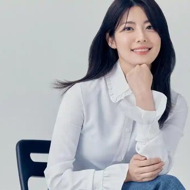 Nam Ji-hyun Eks 4Minute Buka Babak Baru sebagai Instruktur Barre